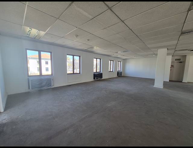 1,314M² OFFICE TO LET IN SANDTON CENTRAL